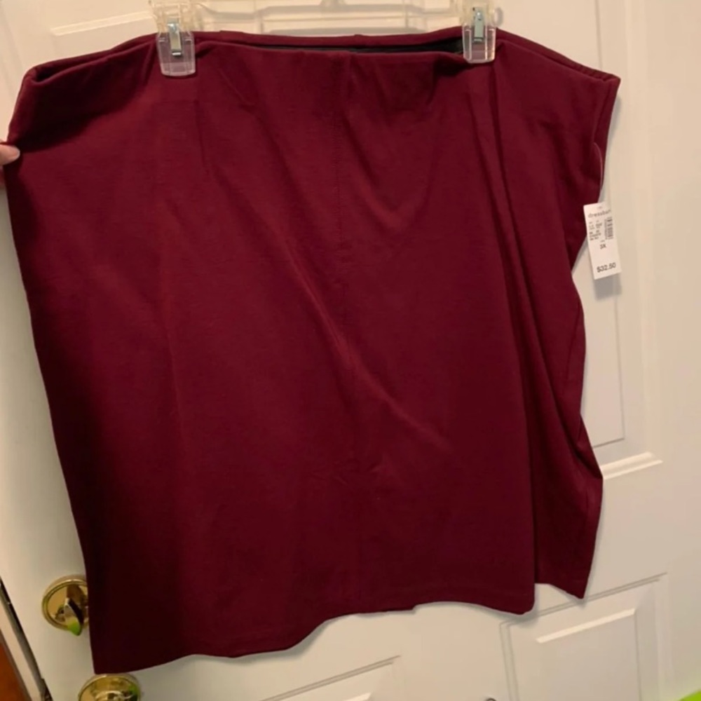 Red dress barn skirt new with tags 3X